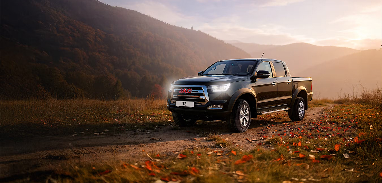 JAC T8 — фото автомобіля