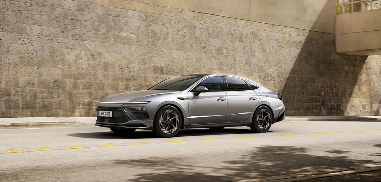 Hyundai SONATA — фото автомобіля